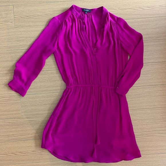 Babaton Dresses & Skirts - fuchsia babaton bennett 100% silk aritzia dress